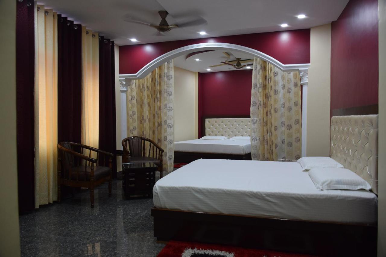 Hotel Sky Bule & Restaurant Khas Nagrota Exterior foto