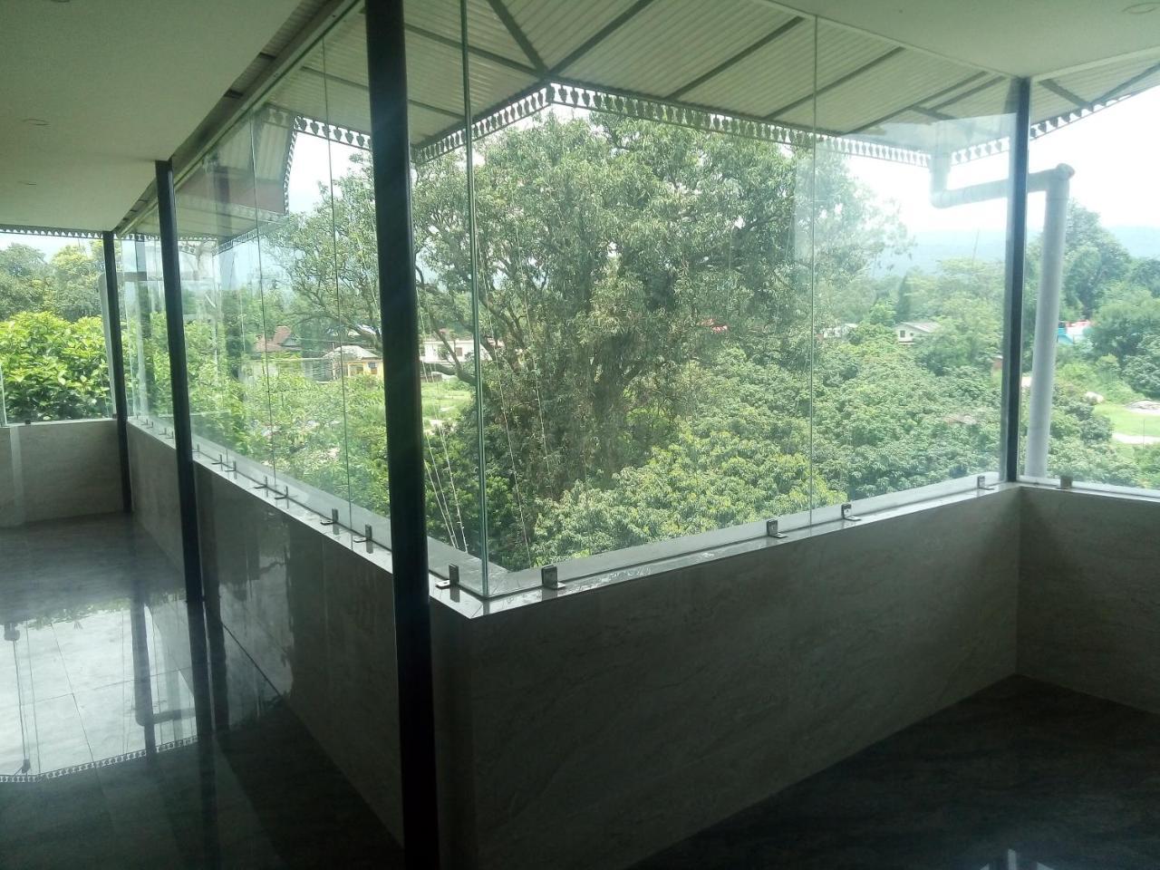 Hotel Sky Bule & Restaurant Khas Nagrota Exterior foto